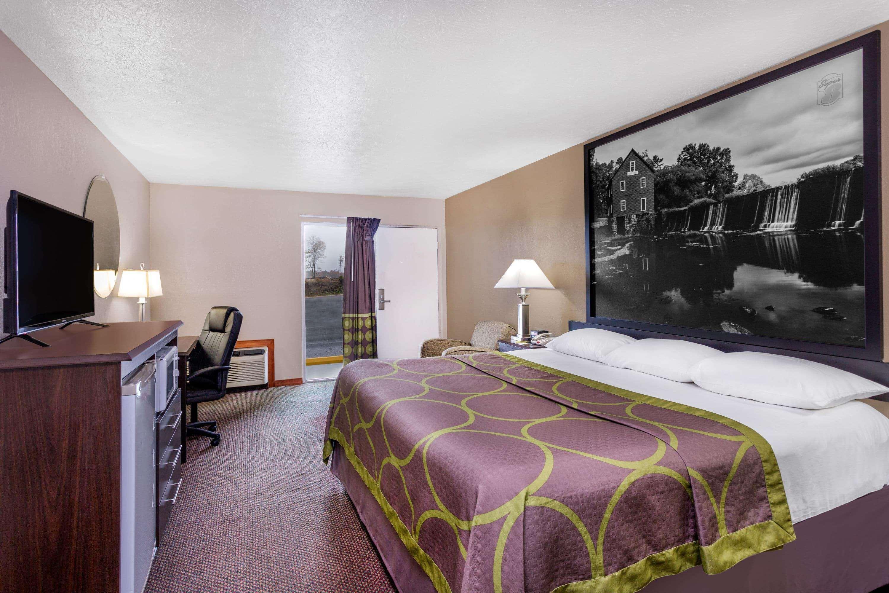 Super 8 By Wyndham Locust Grove Motel Ngoại thất bức ảnh