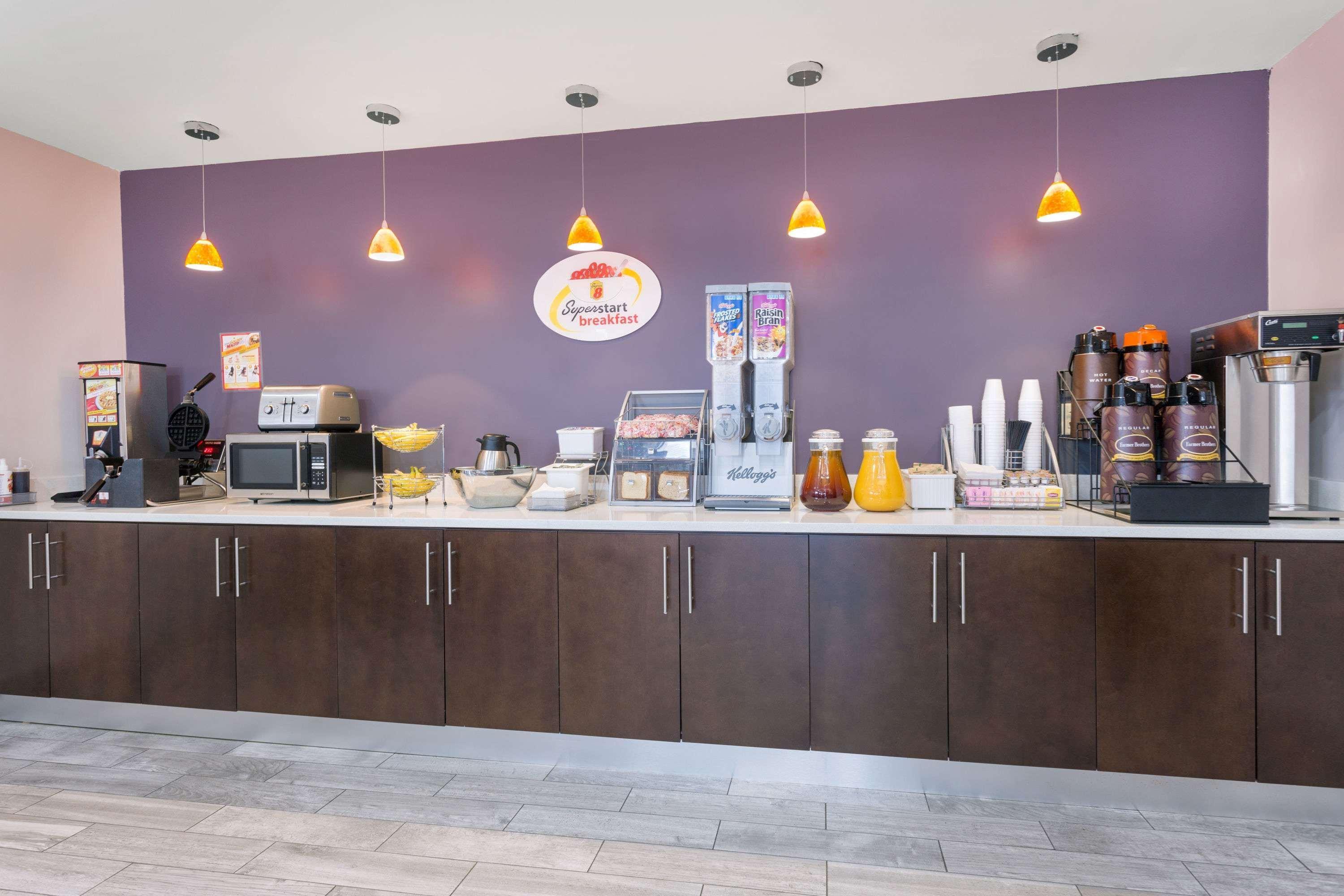 Super 8 By Wyndham Locust Grove Motel Ngoại thất bức ảnh