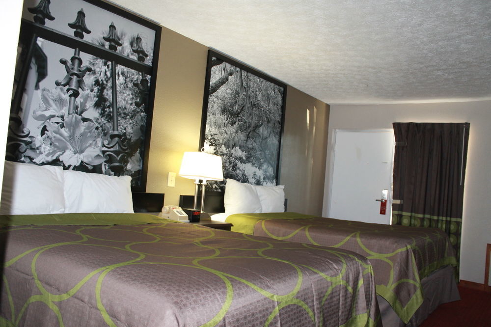 Super 8 By Wyndham Locust Grove Motel Ngoại thất bức ảnh